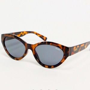 Lizzo x Quay Totally Buggin Sunglasses (brand new)